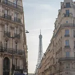 Luxury 5-bed - Opposite The Eiffel Tower - Located On Avenue Kleber Lägenhet *
